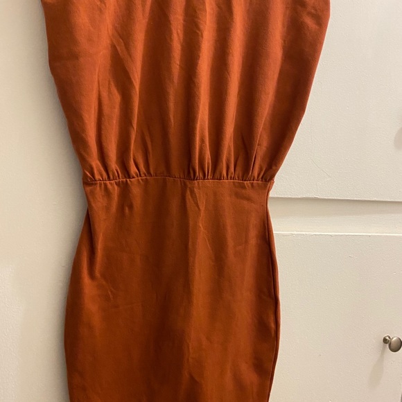 Clara Shoulder Pad Mini Dress 💜 - Picture 3 of 5